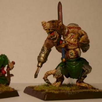 Skaven Rat Ogre and Packmaster by clan atrophy