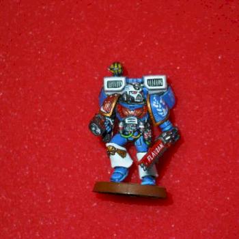 Apothicaire Flavian des Ultramarines by Erceus
