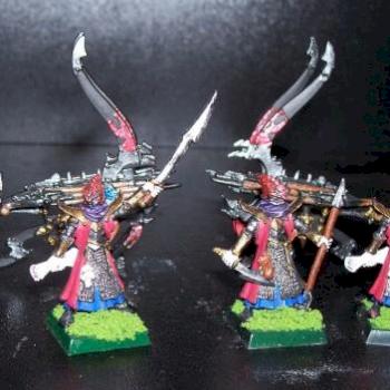 Dark Elf bolt Thrower by Marius Nightbreeze