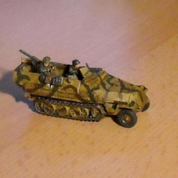 Gepanzerte Panzergrenadiere HQ Halftrack by DerFeind