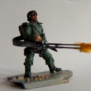 Une autre figurine by metal master