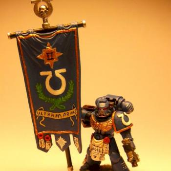 Ultramarines Standartenträger by Dr. Gonzo