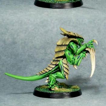 Tyranide Warrior by psychomatt