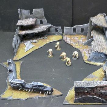Item picture 	 War Torn Ruins 3 lvl building City Fight by Foofighterubu