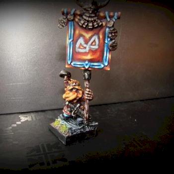 Dwarf BSB Army Karak Kadrim by Fuxiorr