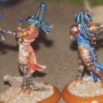 2 Dragyri Females backside by Aselan