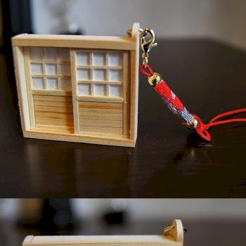 Japanese Shoji style door strap by toriuzura