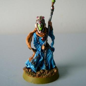 Warhammer 40k Eldar Farseer Conversion by Rathireon