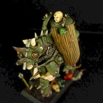 Grombus, Chaos Knight of Nurgle - Nurgling close up by Rogan