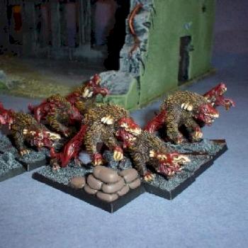 Warhounds of chaos by elfgidrungal