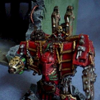 dreadnought dédier au grand tout rouge vue1 by elfgidrungal