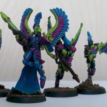 Eldar Swooping Hawks by enyatryes