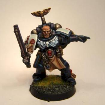space marine sargeantminiS by Scarylion