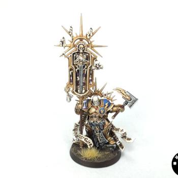 Stormcast Eternals Lord Relictor by Mens Paints Studio