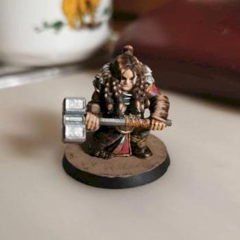 Dwarf female warrior by alleminiworld