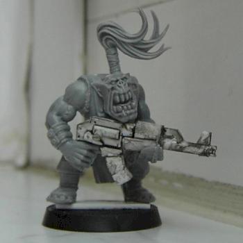 Orkboy with scratched Kalashnikov by Zerlatscht