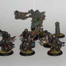 Circle Orboros army by sarbaek