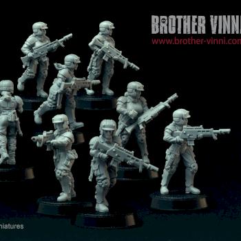 Female Soldiers miniatures by Brother Vinni