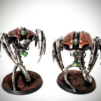 Necron wraiths by CriticalStatePatient