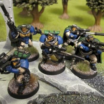 Ultramarines Scout Squad by RavensNestPainting