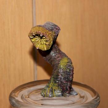 Purple Worm by Zanaionic