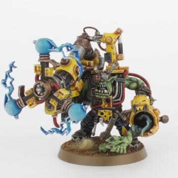 Ork Big Mek with Shokk Attack Gun by Crinklz