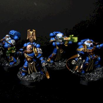 Warhammer 40k Ultramarine Sternguard Veteran Squad by OrcoNero