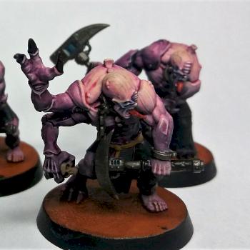 Genestealer cult aberrants by La Blouse