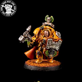 Warhammer 40k, Imperial Fists, Captain Lysander by cool-minis.com