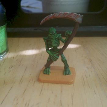 Green Skeleton by madstan