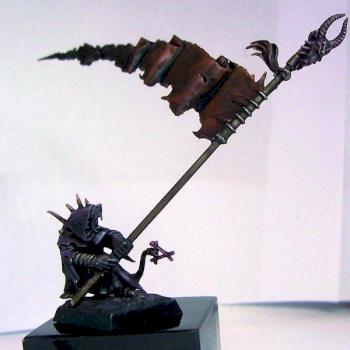 Skaven standard bearer by Mime