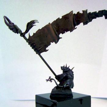 Skaven standard bearer by Mime
