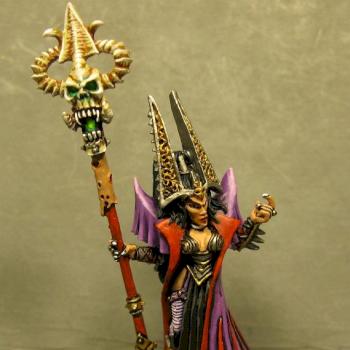 Dark Elf Sorceress by mikecarrero