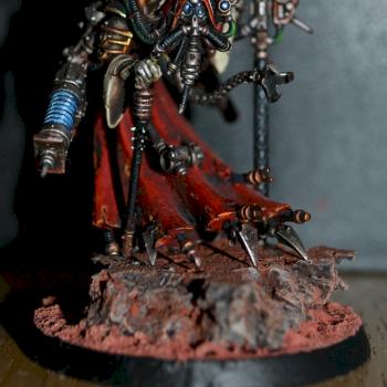 Adeptus Mechanicus Tech-Priest Dominus by Mini Pic Grif