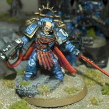 Ultramarines Captain! by krazynadechukr