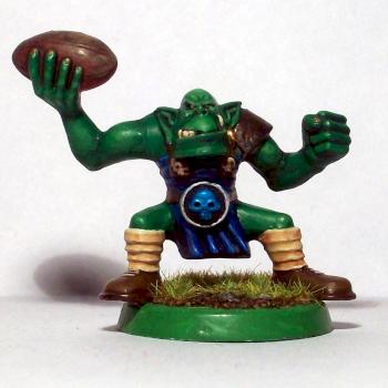 Blood Bowl Orc Team - Thrower by sambu