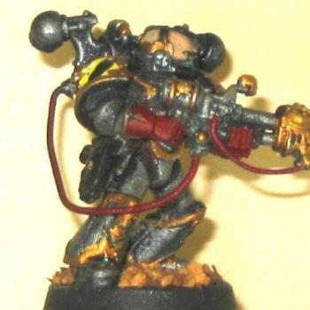 Iron Warriors Chaos Marine w/flamethrower by markavelli