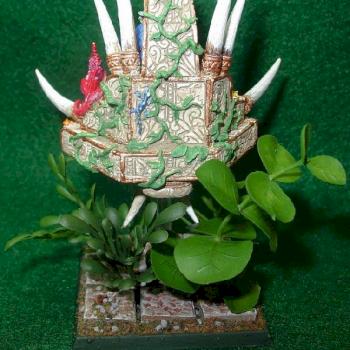 Slann Mage Priest back by Luckyjoes