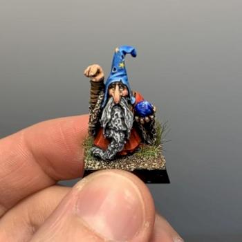 Dwarf Wizard - classic oldschool Dwarves by BolterDuck