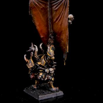 Warhammer FB/AoS/T9A, Chaos Lord with banner army by cool-minis.com