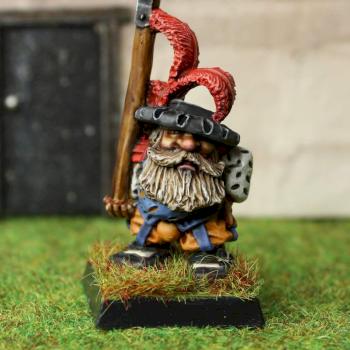 Dwarf SGT Pikeman by Carpo