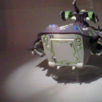 Eldar Wave serpent by rabbidsquirrel