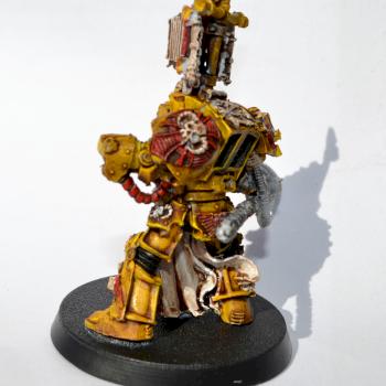imperial fist librarian (unfinished) by Scarak