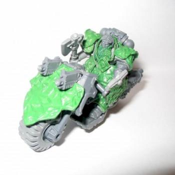 Warhammer 40000 Wolf Lord on bike by koix