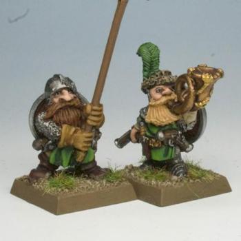 Dwarf standard bearer and musician by saltpappa