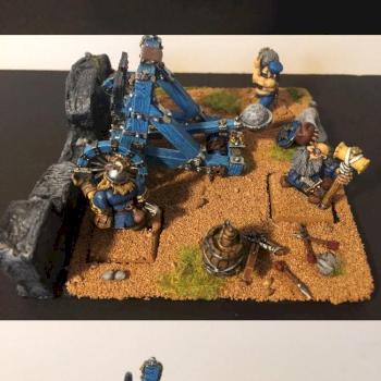 Dwarf catapult dioram by Gonxozapa