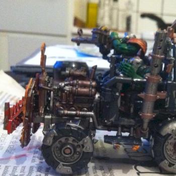 Ork Trukk side by Modulus