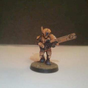 Tau fire warrior by Vargeist