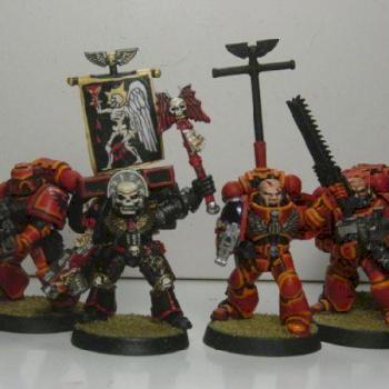 My first attempts at painting 40k Blood Angels by FLEXCopMNPD