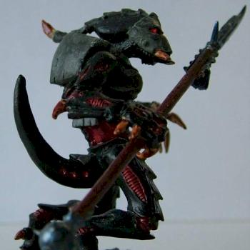 Alien Bounty Hunter by Hellwolve